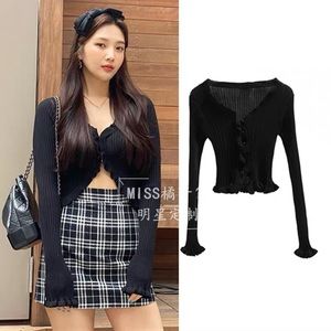 Jennie same style crop top